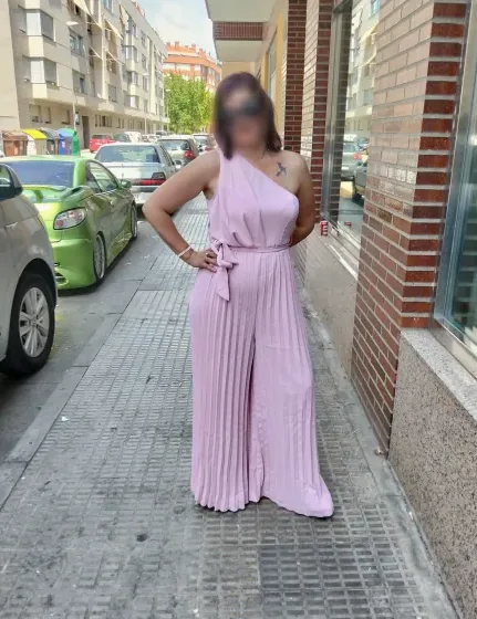 Elena, 39