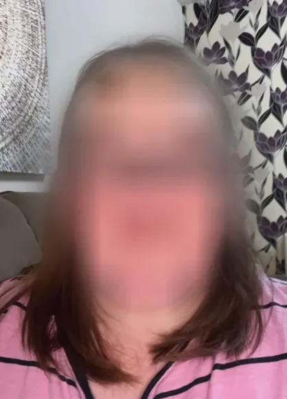 Katrin, 30