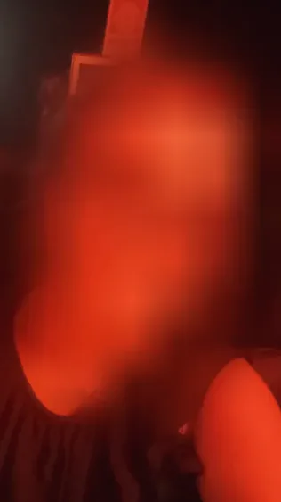 Mira, 24