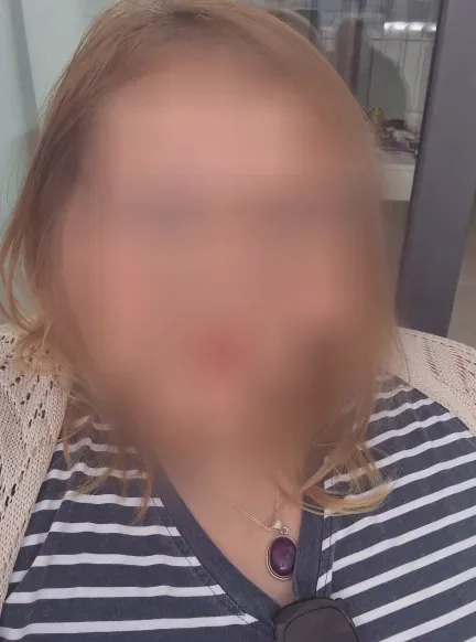 Sina, 23