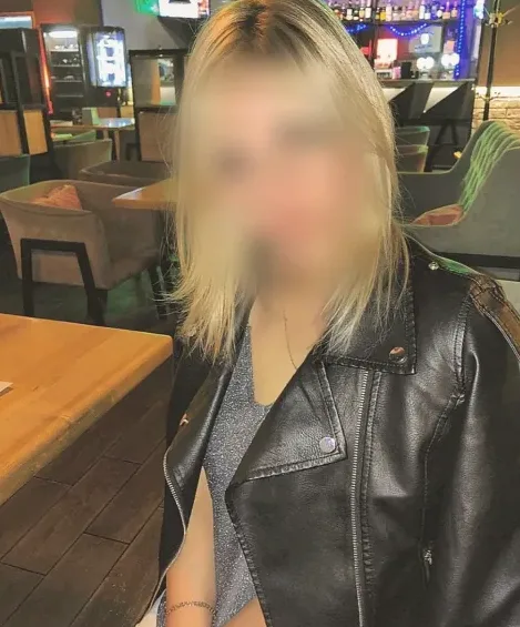 Stefanie, 37